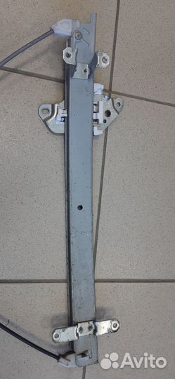 Стеклоподъемники правых дверей almera G15