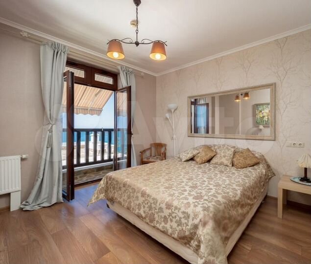 2-к. квартира, 62 м², 8/10 эт.