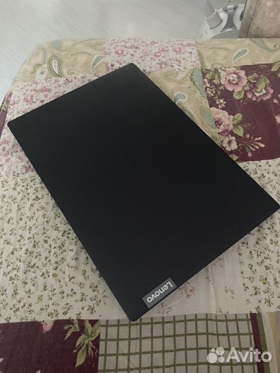 Ноутбук lenovo