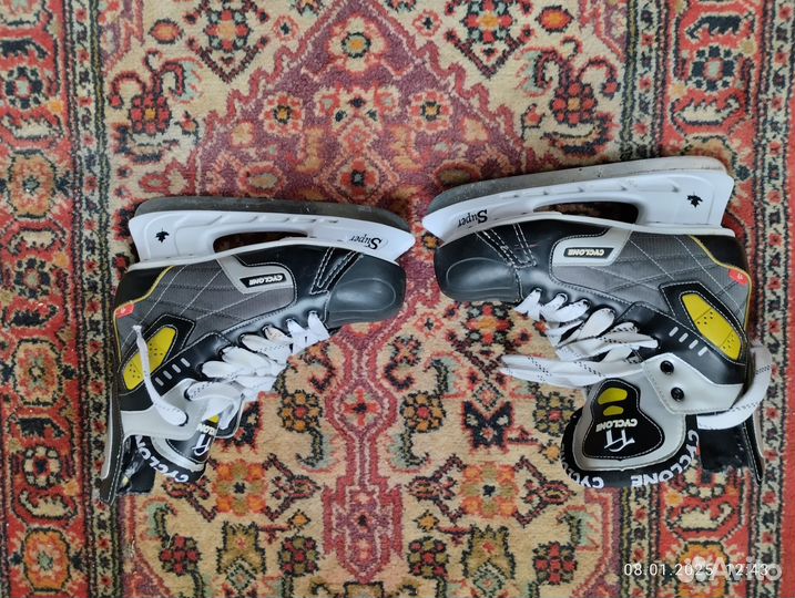 Коньки мужские 43 размер