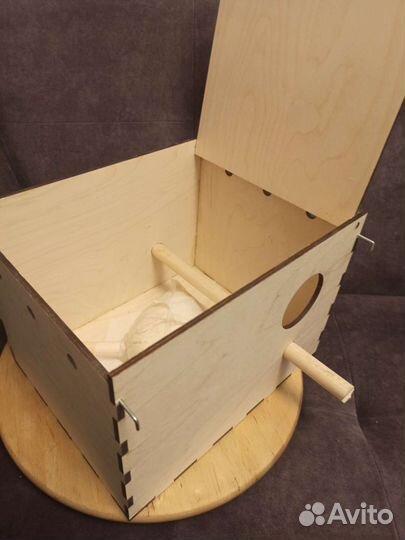 Гнездовые домики для волнистых попугайчиков