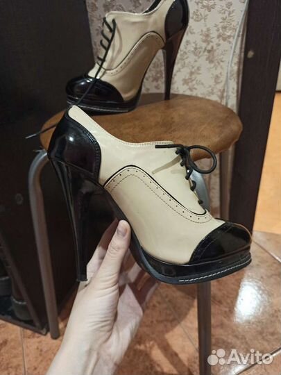 Туфли ботильоны