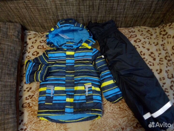 Новый деми комплект куртка/полукомбез р-р 98,104