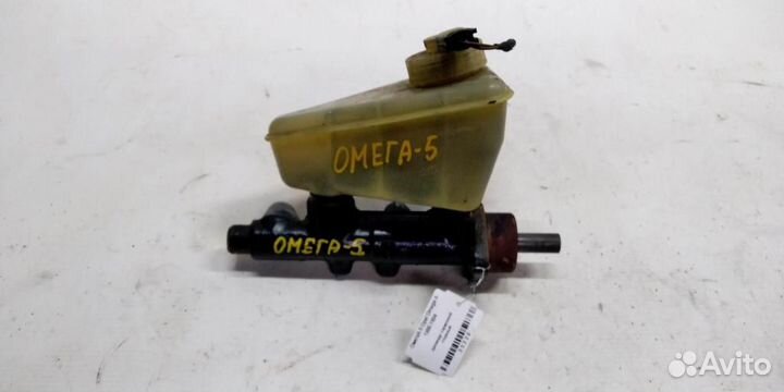 Цилиндр тормозной главный Opel Omega A