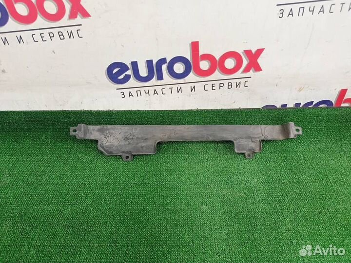 Воздуховод радиатора верхний Nissan Almera (G15)