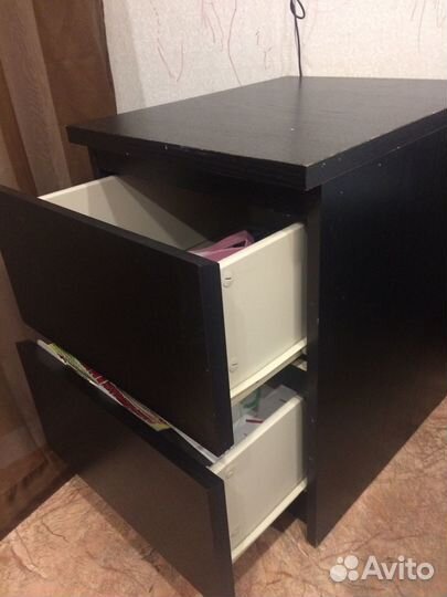 Тумбочка прикроватная дерево