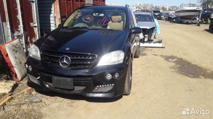 Суппорт задний левый Mercedes Benz Ml 500 W164.175