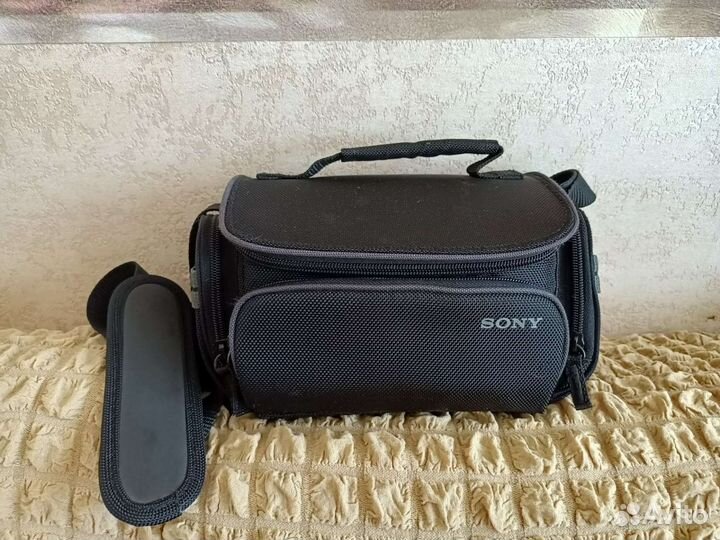 Сумка кофр Sony LCS-U20 черная