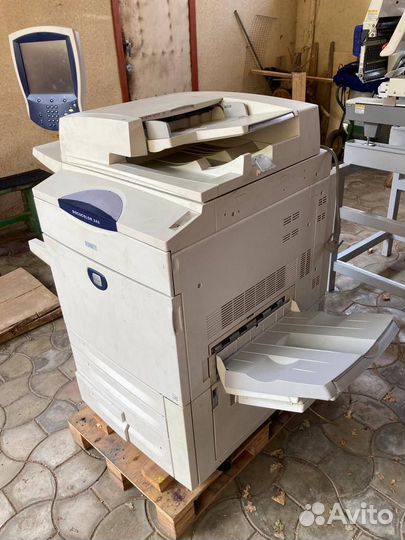 Принтер Xerox DocuColor 242