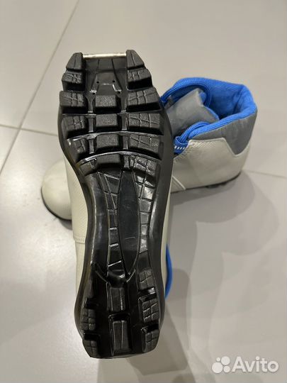 Лыжные ботинки детские для беговых лыж 33 размер