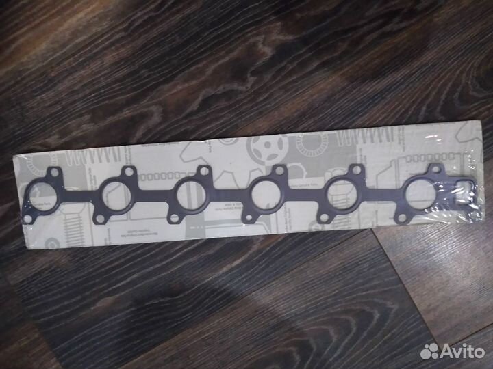 Прокладка выпускного коллектора Мерседес-Бенц