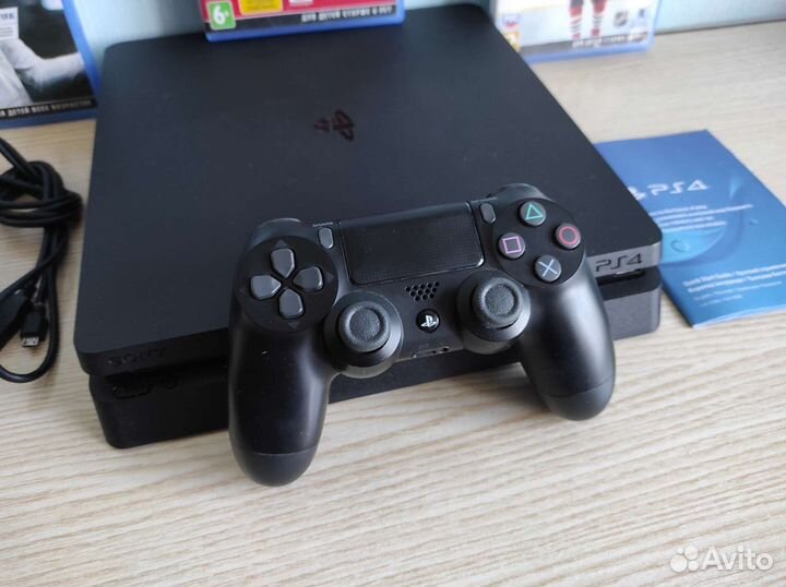 Sony playstation 4 Slim/ в отличном состоянии+игры
