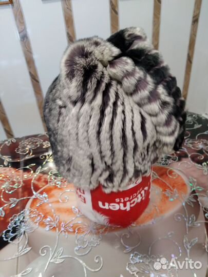 Шапочка из шерсти кролика