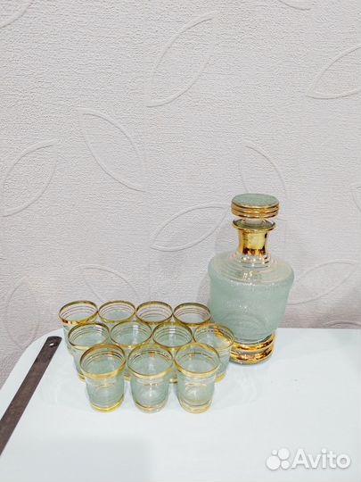 Набор рюмок с графином (стекло)