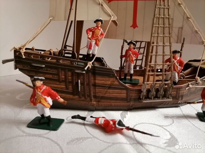 Каравелла с солдатиками