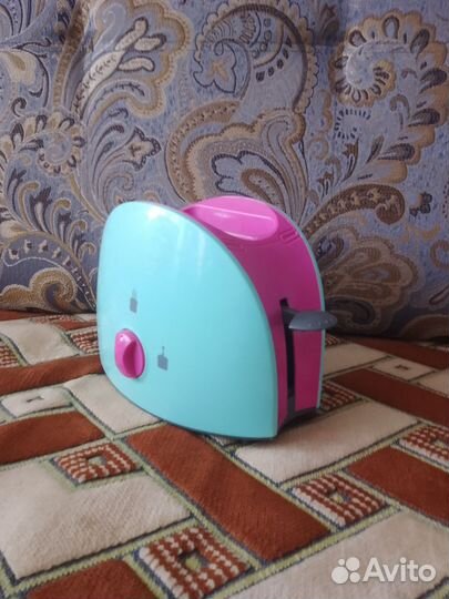 Игрушечный тостер