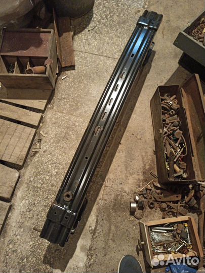 Усилитель заднего бампера Форд Куга 2 2013-2015