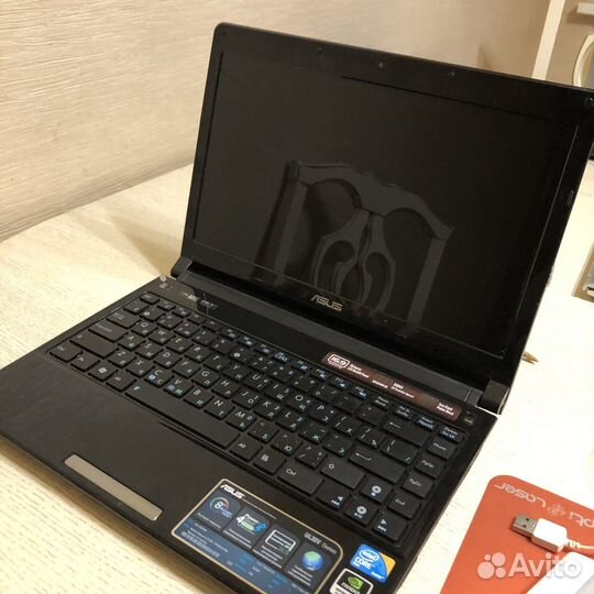 Ноутбук Asus UL30V