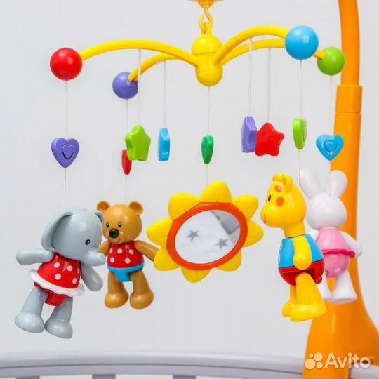 Мобиль на кроватку Жирафики