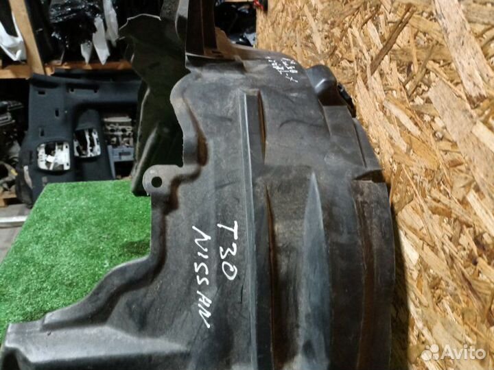 Защита арок (подкрылок) передняя левая Nissan