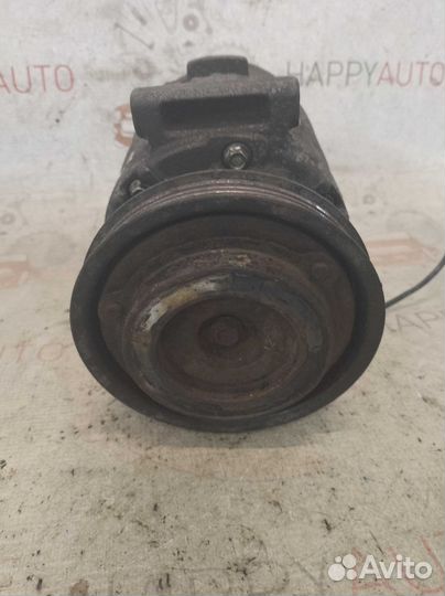 Компрессор кондиционера VW Passat AWM