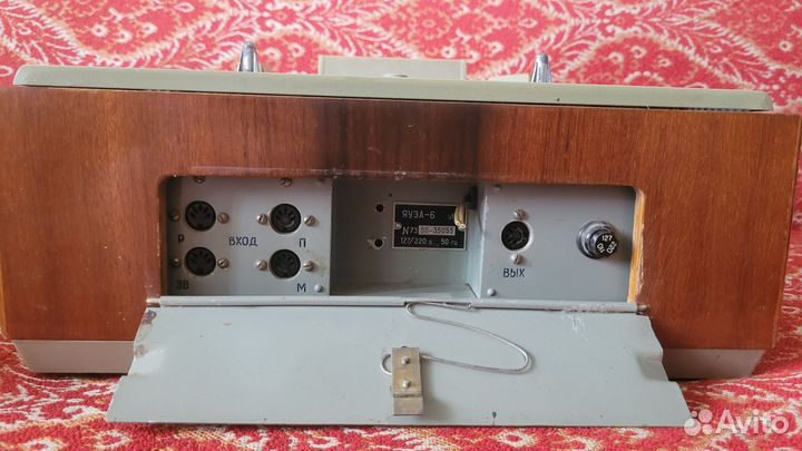 Катушечный магнитофон Яуза 6