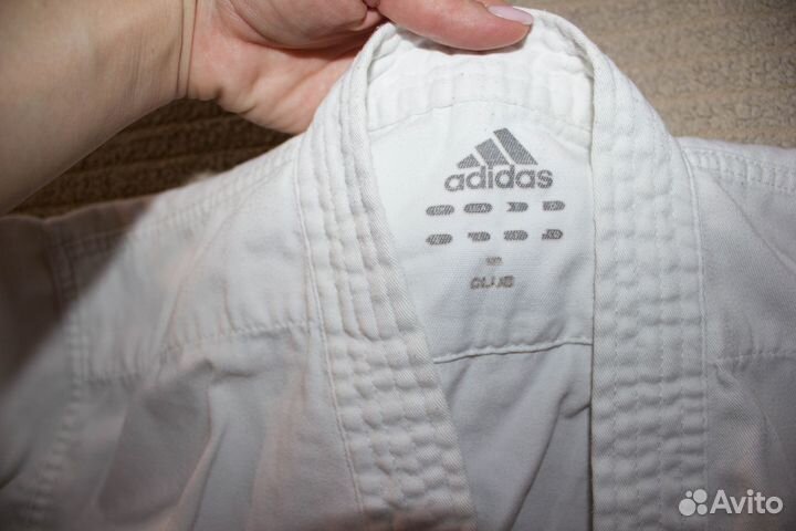Кимоно для каратэ Adidas на рост 120 см