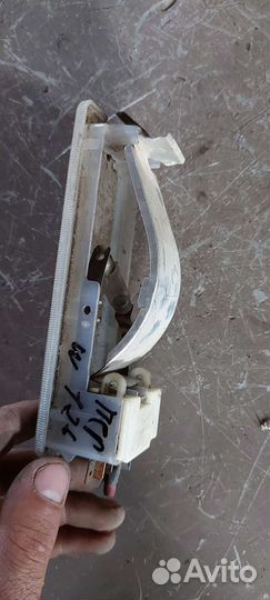 Плафон освещения салона передний Mercedes w126