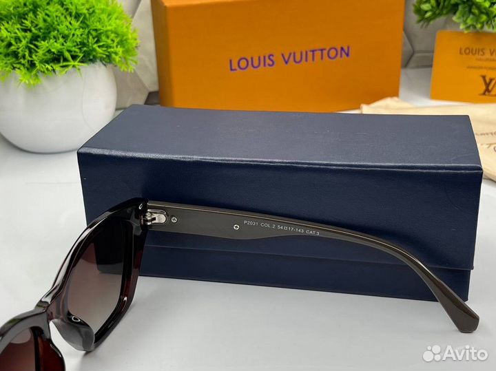 Солнцезащитные очки louis vuitton