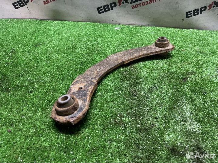 Рычаг подвески верхний задний правый Mitsubishi