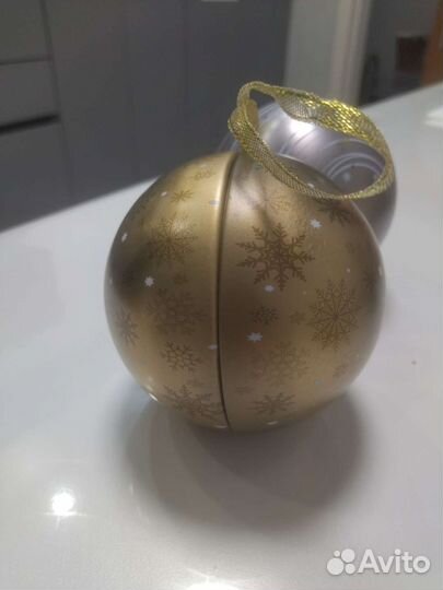 Елочные шары