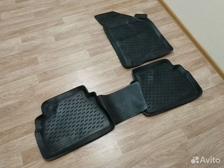 Коврики для Chevrolet Lacetti (sedan) Новые 3шт