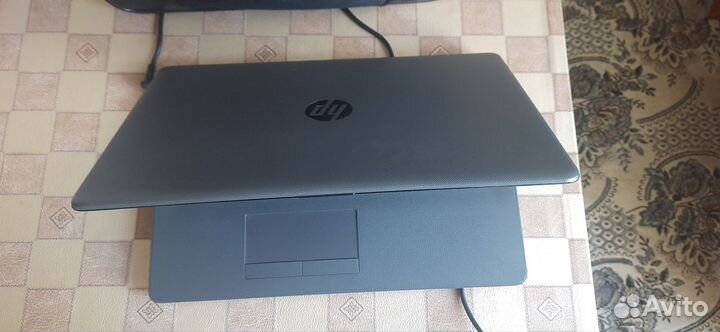 Ноутбук hp pavilion 15 250g6 с сумкой