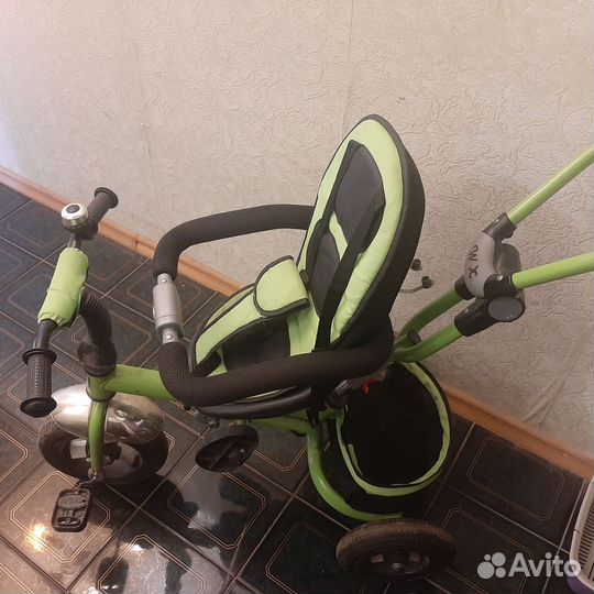 Детский трехколесный велосипед