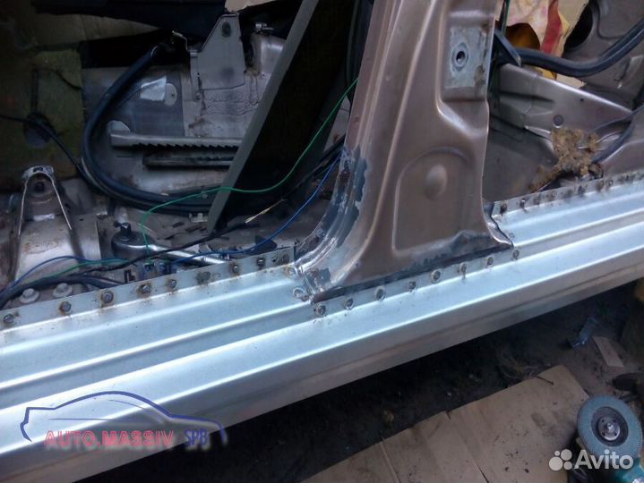 Ремонтные пороги Toyota Avensis 1 (T220) рест