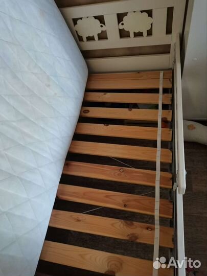 Детская кровать IKEA с матрасом