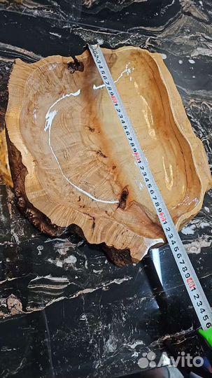 Деревянная тарелка