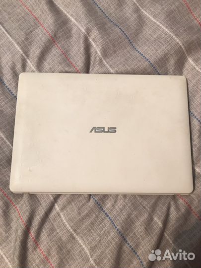 Продам нетбук