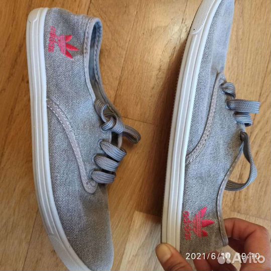 Кеды для девочки 37 размер, но надо мерить