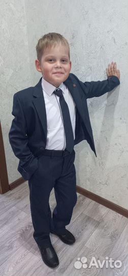 Продам костюм dimark размер 128