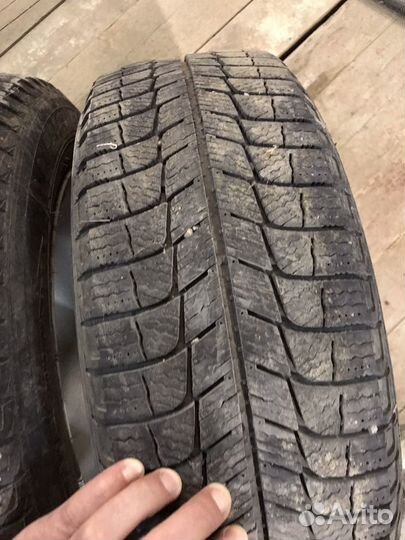 Michelin X-Ice 195/60 R15 92H