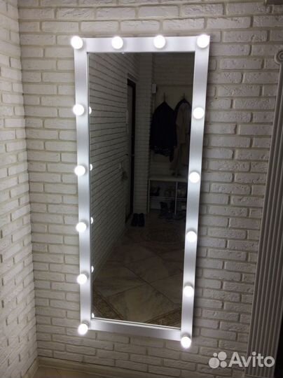 Зеркало с подсветкой