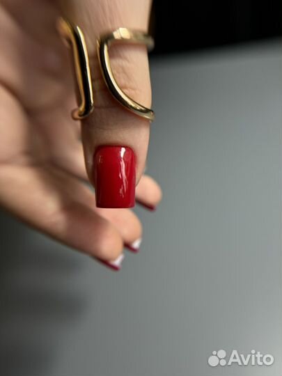 Мастер маникюра и педикюра