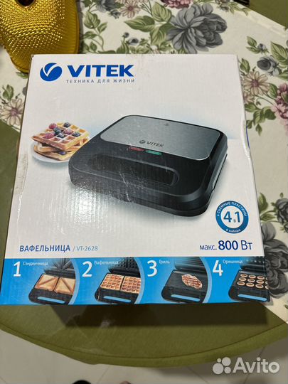 Вафельница Vitek 4 в 1