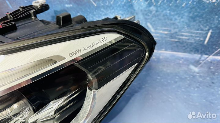 Передние фары BMW G30 LED Adaptive дорест ориг