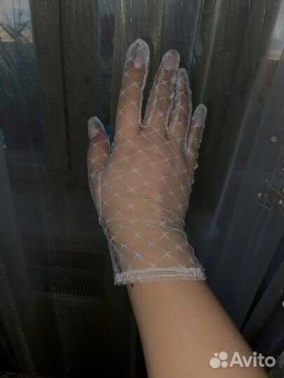 Перчатки гипюровые