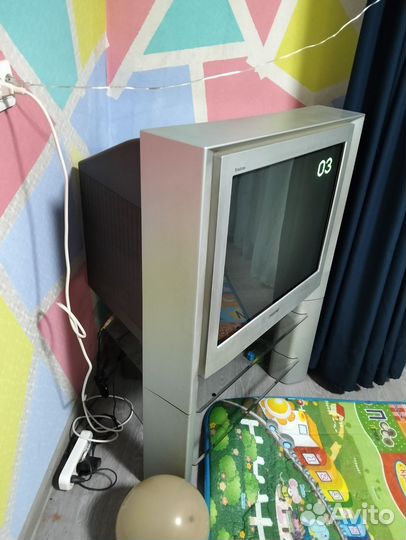 Телевизор с тумбой