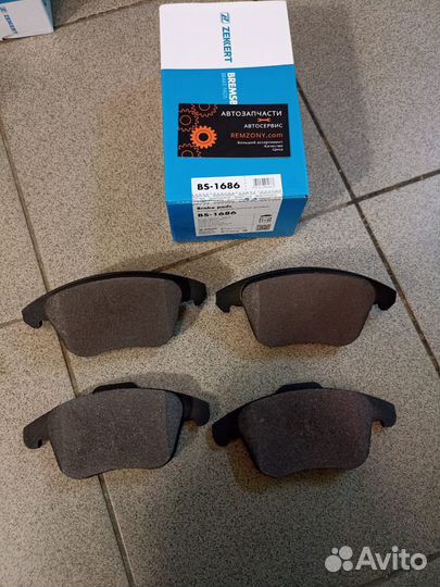 Колодки тормозные передние Citroen C4