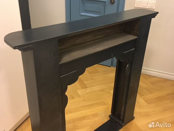 Деревянный каминный портал