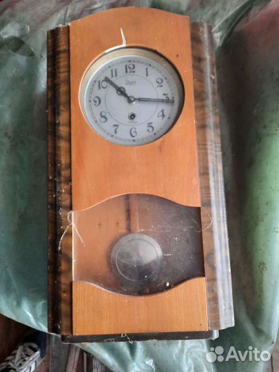 Часы настенные ретро